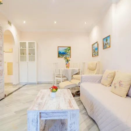 Apartment Cubo's Nagueles B5 1e
