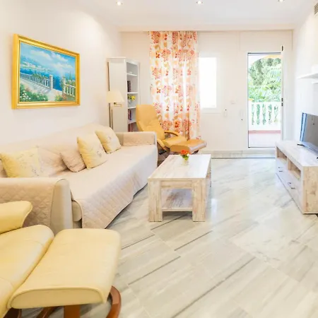 Apartment Cubo's Nagueles B5 1e *
